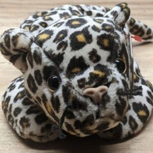 theTy Beanie Baby Heart Tag on Leopard-Print Plush